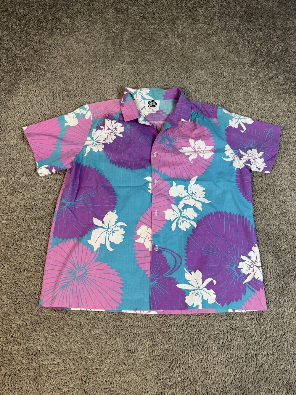 VTG Hilo Hattie Shirt Mens M Blue Short Sleeve Button Up Hawaiian Floral Pocket